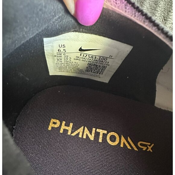 ✨Nike Phantom GX 2 Pro Turf Low Sz 6.5 Men's Soccer Shoes Black White FJ2583-100 - Picture 8 of 11